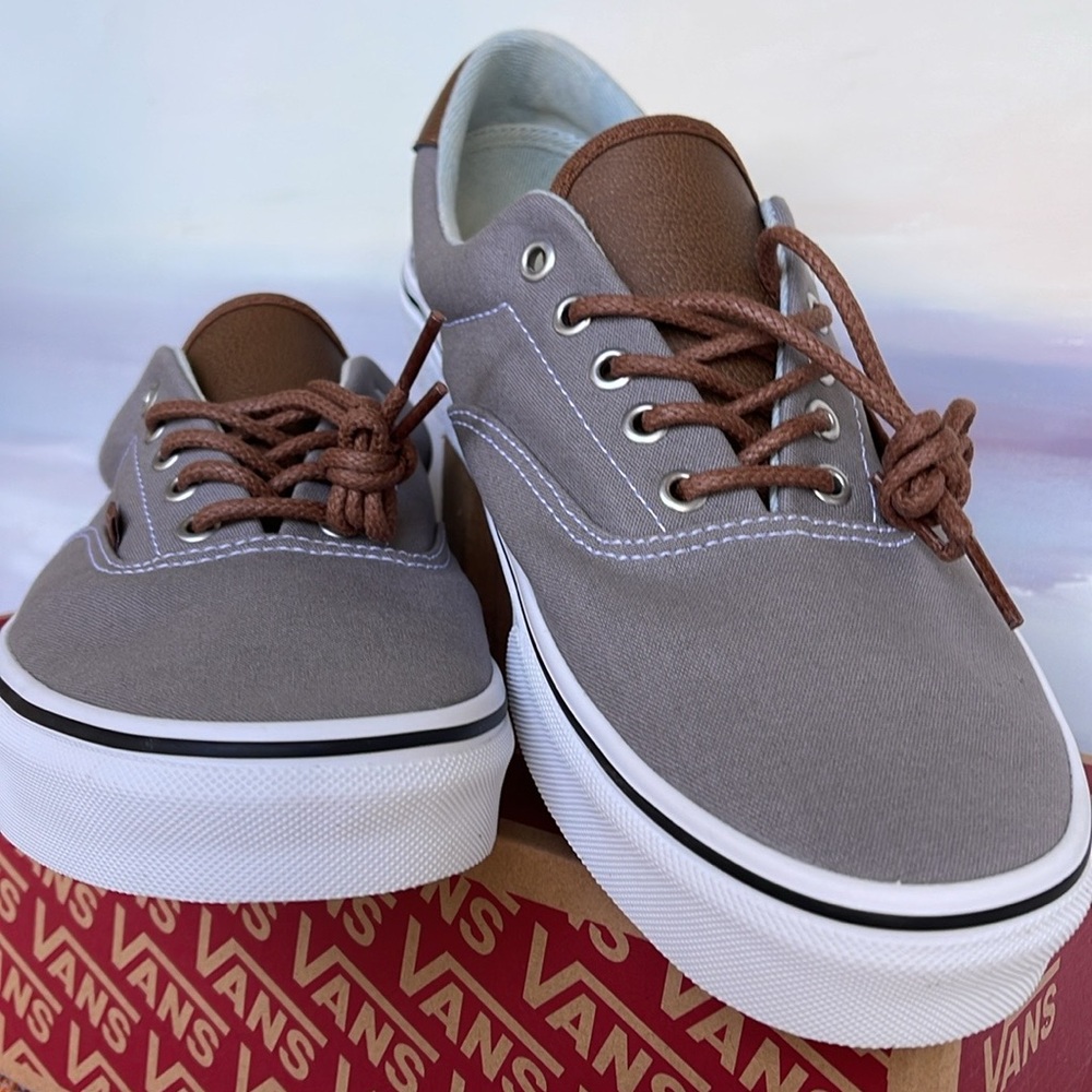 Vans WMNS Era 59
(C&L) Frost Gray/Acid Den
VN0A38FSQ70
Sneakers - Picture 5 of 16